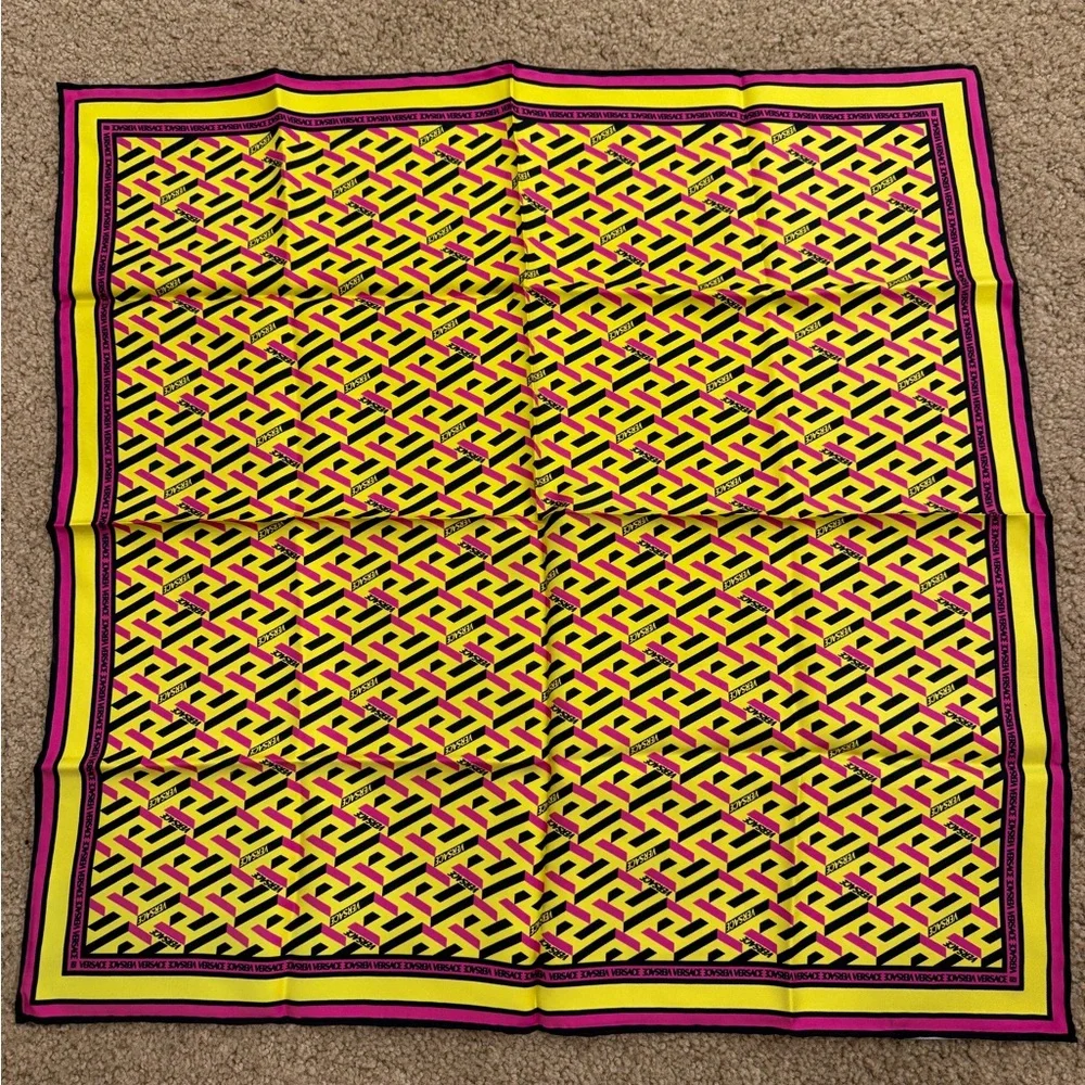VERSACE Silk Logo Scarf Yellow Pink Black Medusa Pattern – New
